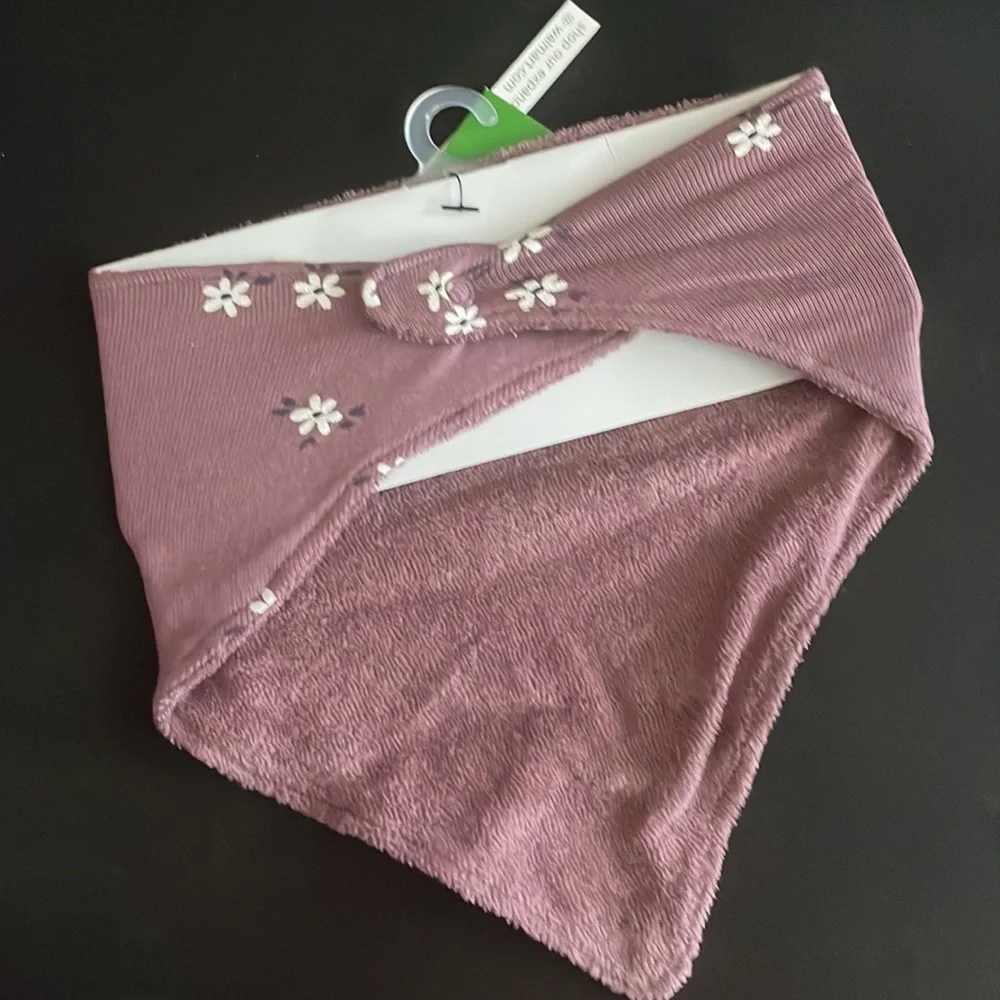 NWT Modern Moment by Gerber Baby girls Bandana Bib purple Floral organic infant